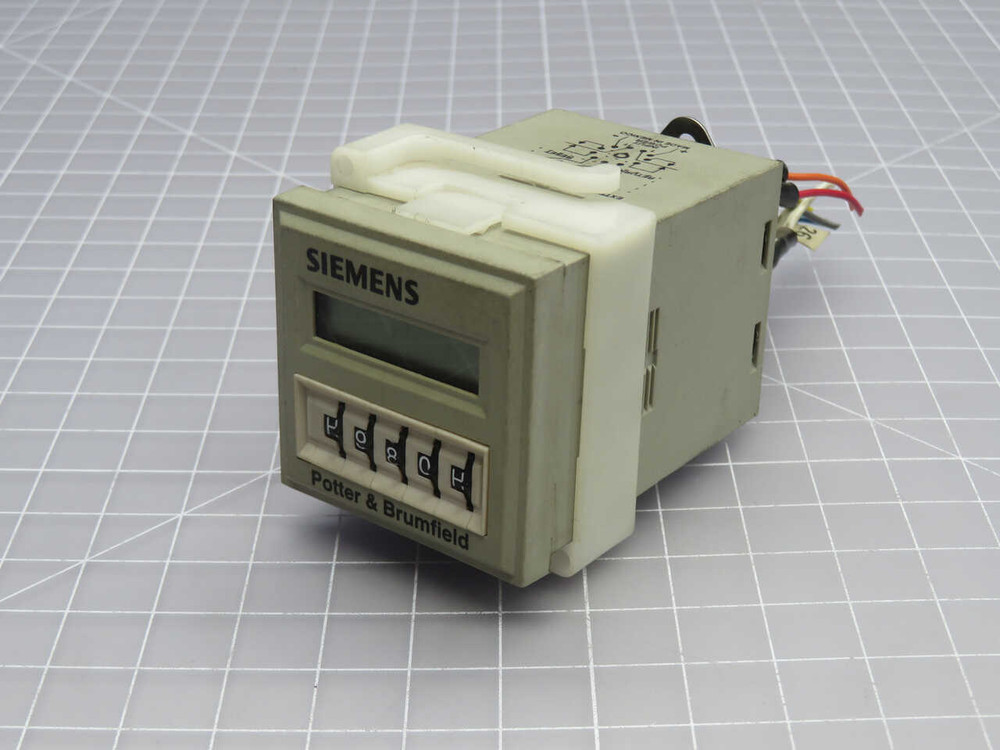 SIEMENS CNT-35-76 TIME DELAY RELAY / COUNTER T269408
