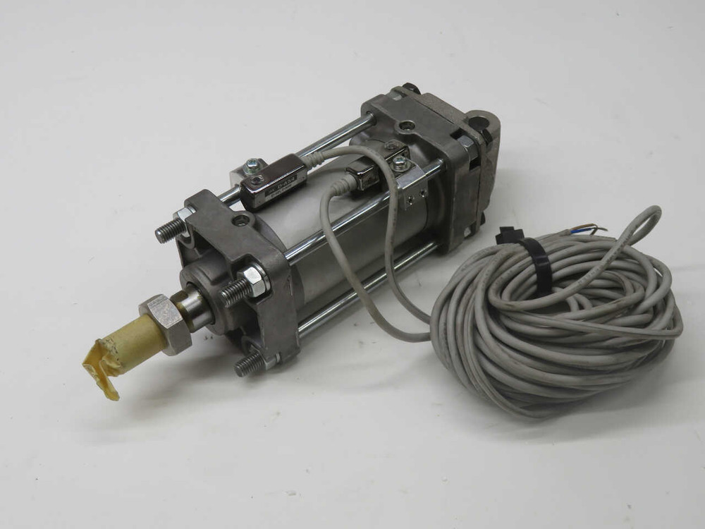 USED SMC CDA2C50-50Z-A54Z DOUBLE ACTING PNEUMATIC CYLINDER T269700 FOR SALE