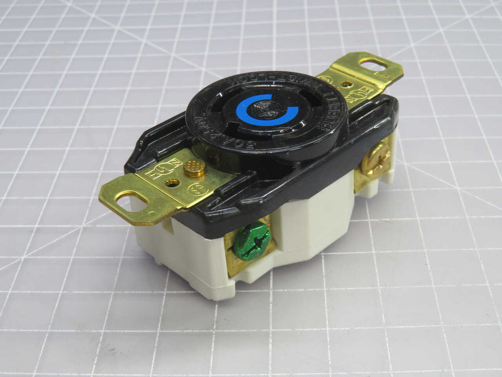 HUBBELL HBL2620 SELF GROUNDING RECEPTACLE T270303