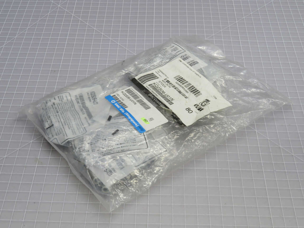 LOT OF 80 SMC KQ2S06-U01N 4E2-3UW ONE-TOUCH FITTINGS T269710