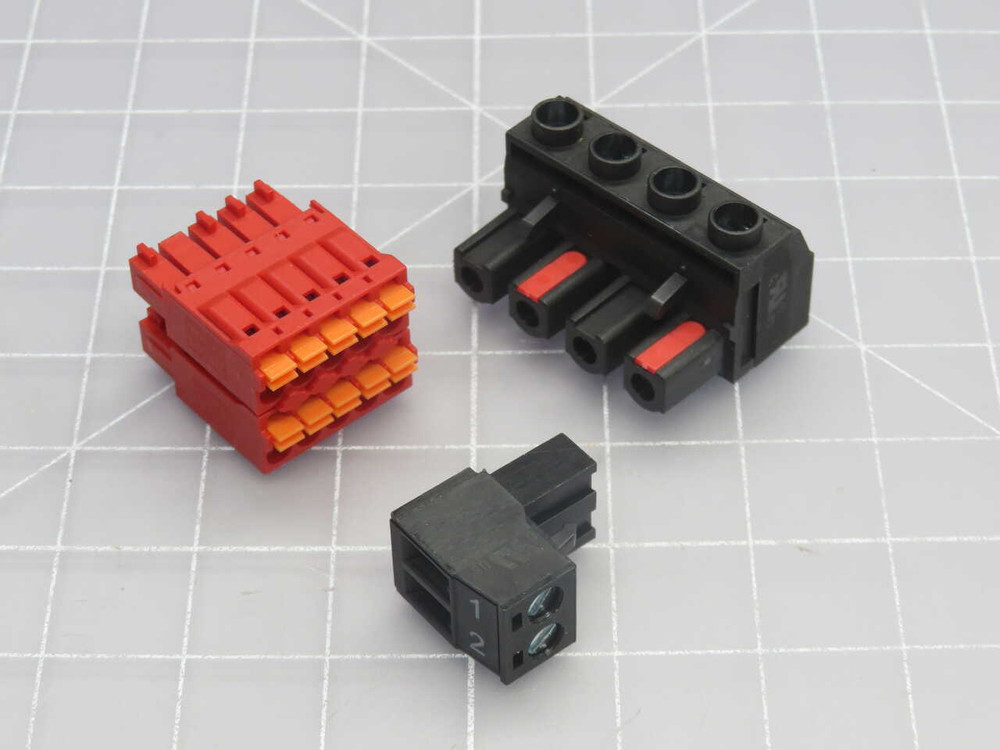 NOB LOT OF 2 ALLEN BRADLEY PN-140712 CONNECTOR KITS T270323 FOR SALE