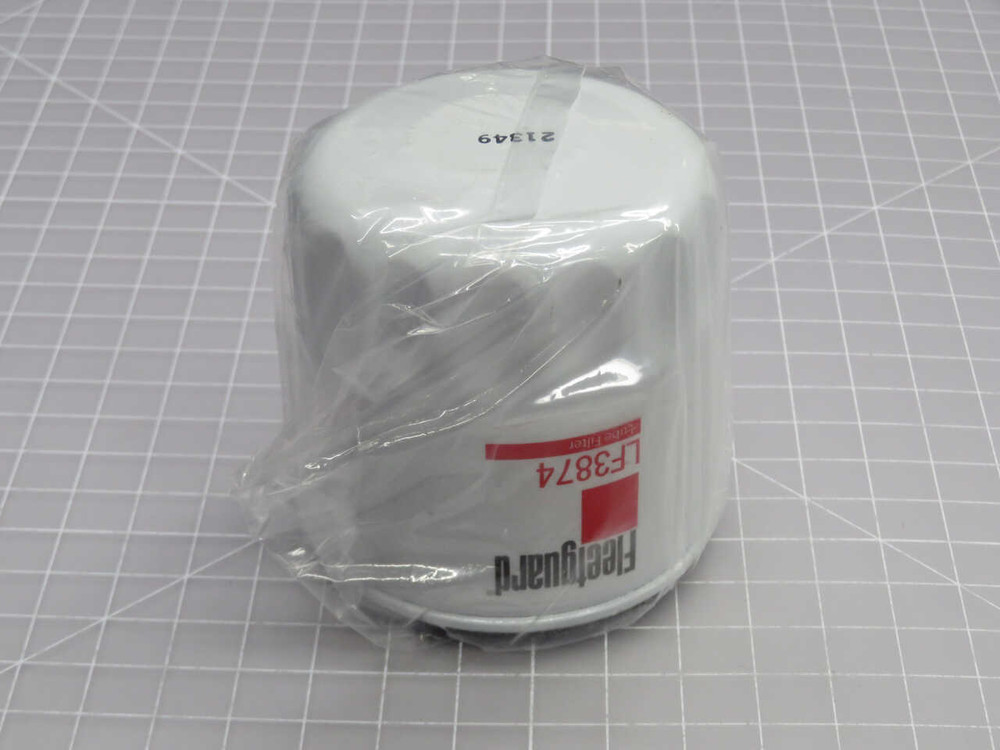 NIB LOT OF 2 FLEETGUARD LF3874 LUBE FILTER T269742 FOR SALE