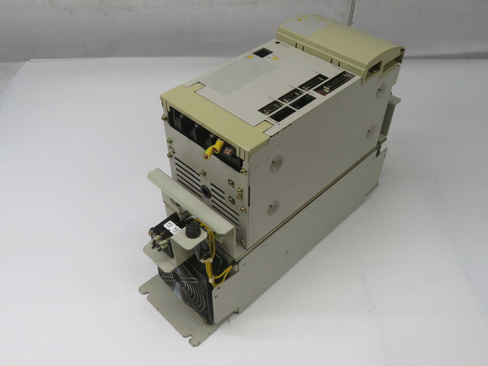 USED YASKAWA VS-626M5 INVERTER DRIVE T270541 FOR SALE