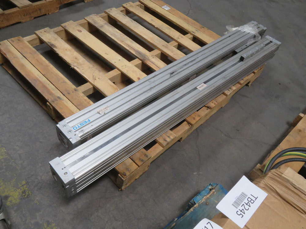 USED FESTO DGC-K-63-1100-PPV-A-GK 1312505 RODLESS LINEAR DRIVE ACTUATOR. T270425 FOR SALE