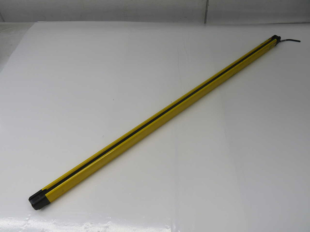 USED KEYENCE GL-R111F-T LIGHT CURTAIN TRANSMITTER T270553 FOR SALE