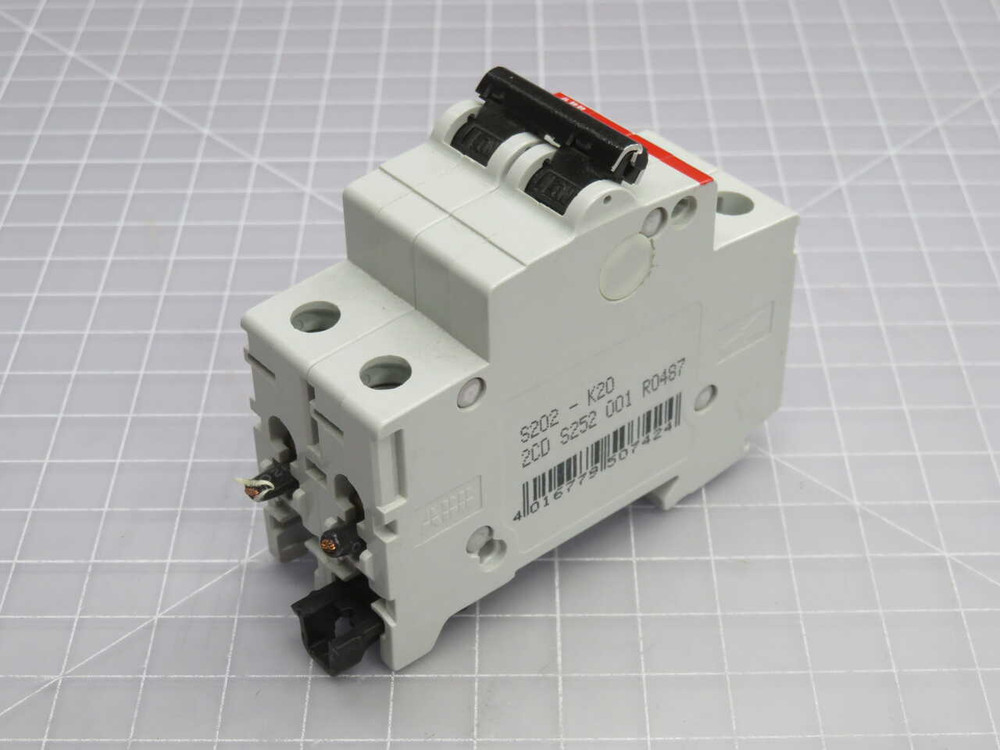 USED LOT OF 2 ABB S202-K20 2CD S252 001 R0487 MINIATURE CIRCUIT BREAKERS T270644 FOR SALE