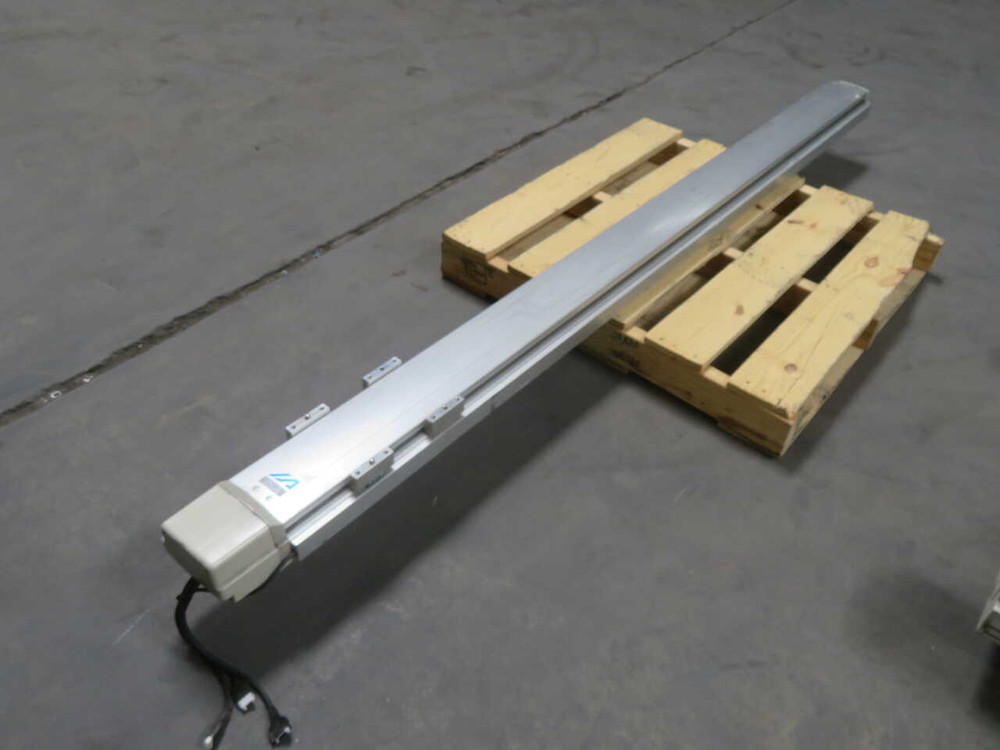 USED IAI ISA-LXUWX-I-400-20-1800-T2-M-AQ-C-L-RT PNEUMATIC X-AXIS ACTUATOR T270906 FOR SALE