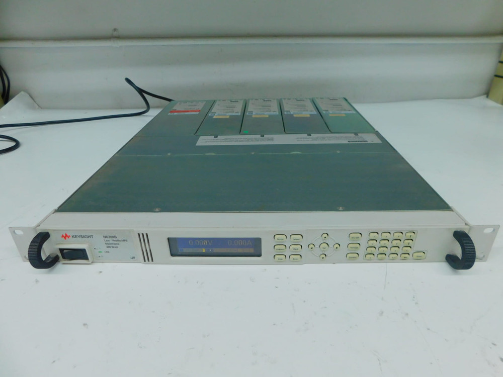 USED KEYSIGHT N6700B, N6744B MODULAR POWER SUPPLY W/4 MODULES M7767 FOR SALE
