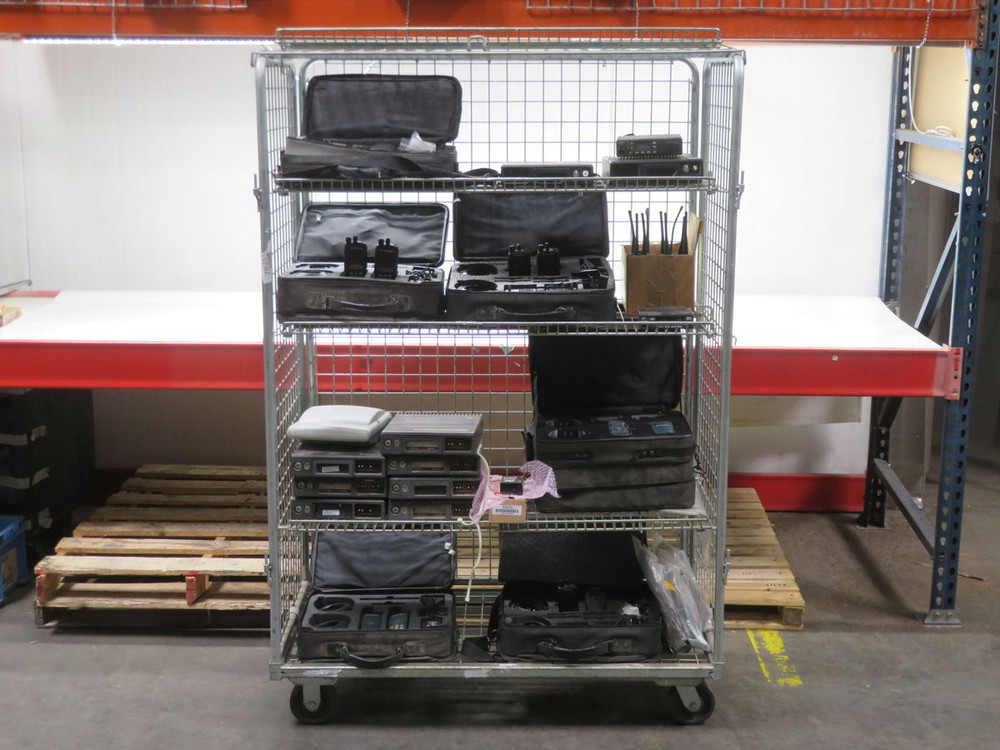 USED MOTOROLA LOT OF 2 WAY RADIO COMMUNICATION EQUIPMENT T261051 FOR SALE