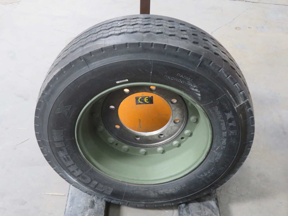 NOB MICHELIN 245/70 R19.5 HEAVY-DUTY MULTI-PURPOSE RADIAL TIRE T272378 FOR SALE
