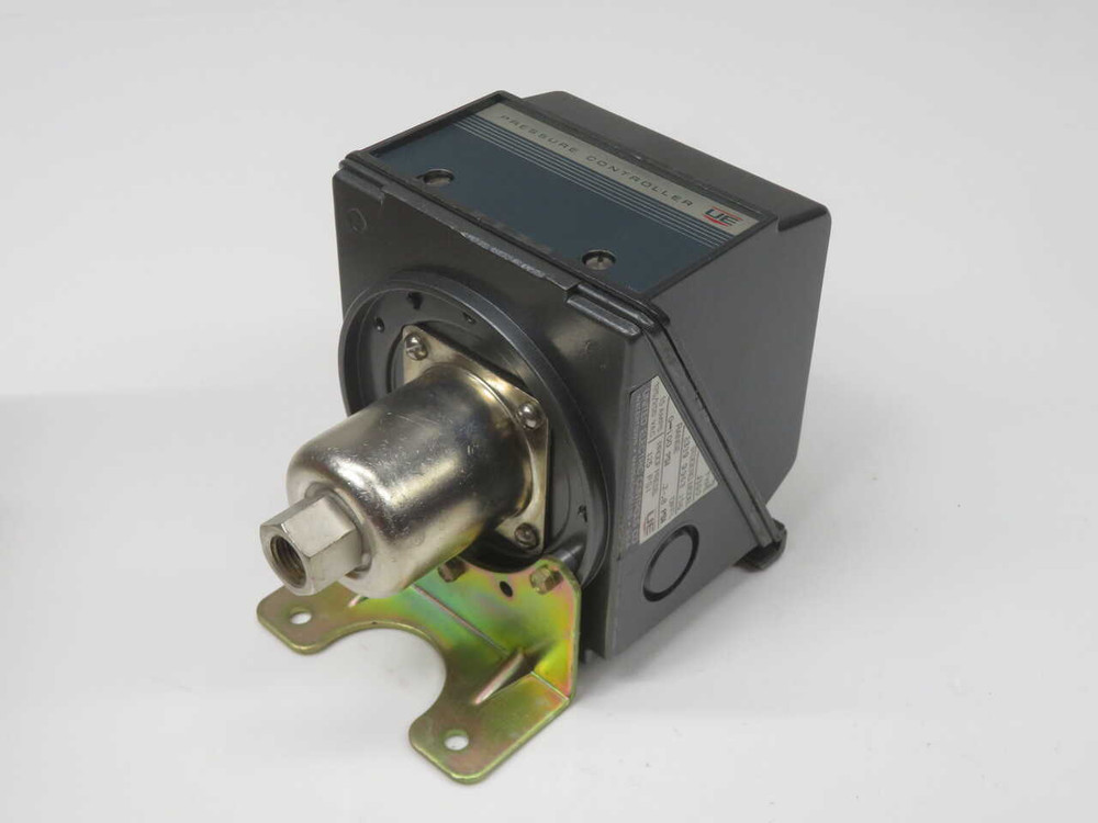 NIB UNITED J300-156-9963 PRESSURE SWITCH FOR SALE