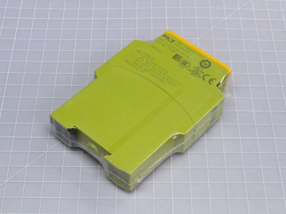 NOB PILZ 774300 PN0Z X1 PNOZ X1 SAFETY RELAY (E-STOP MONITORING) FOR SALE