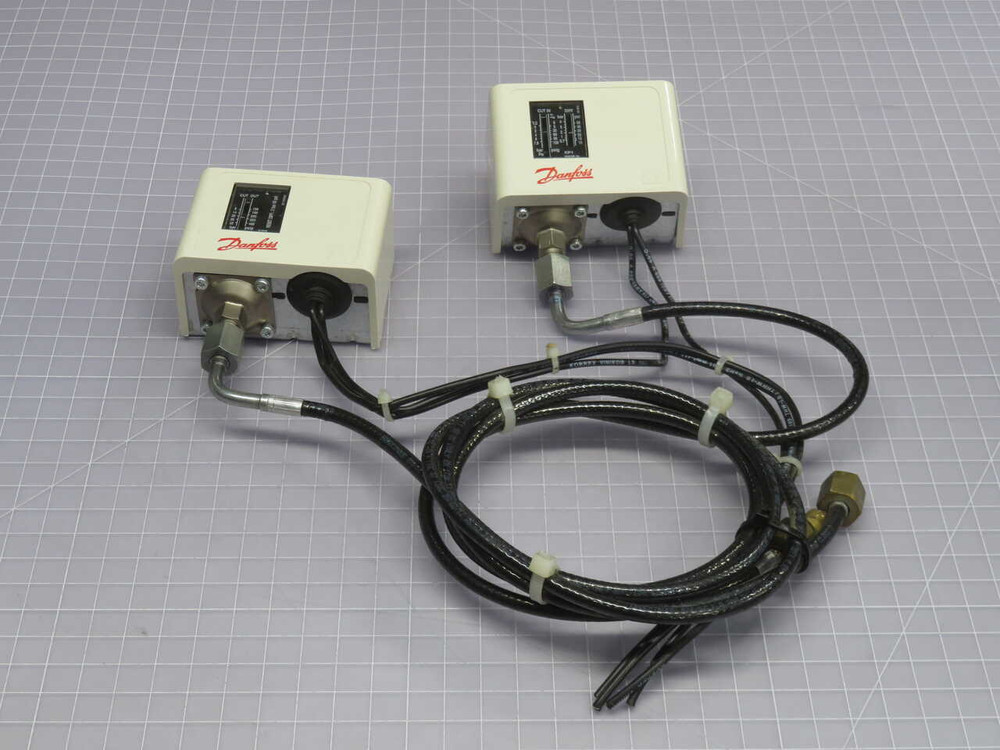 USED LOT OF 2 DANFOSS A0005-00 PRESSURE SWITCH FOR SALE