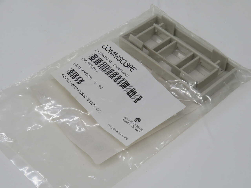 NIB LOT OF 60 COMMSCOPE 6644114303 3-PORT FURNITURE-MOUNT FACEPLATE, GREY, WITH LABELS AND ICONS FOR SALE