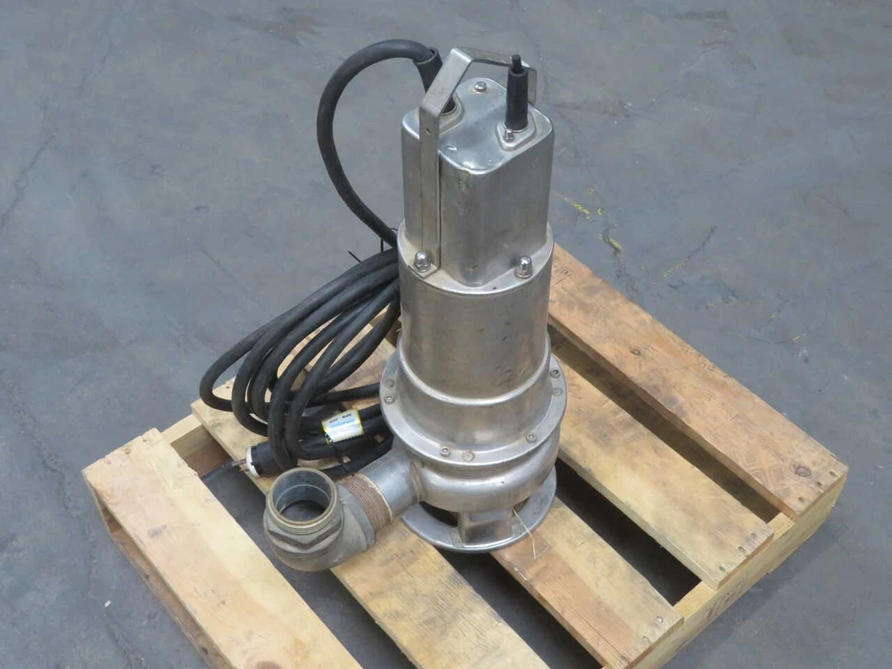 USED HONDA WSP100AA 1 HP SUBMERSIBLE TRASH/UTILITY WATER PUMP, 150 GPM FOR SALE