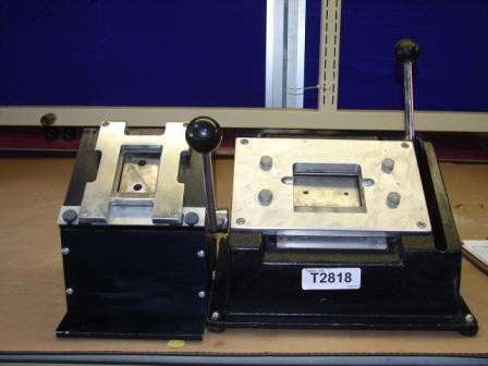 ID CUTTERS CUTTING PRESS T2818