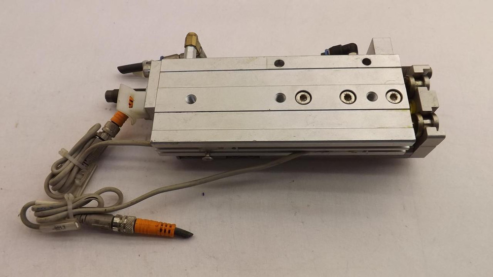 SMC MXQ16-75 PNEUMATIC SLIDE TABLE CYLINDER PRESS. 0.15-0.7 MPA T22448