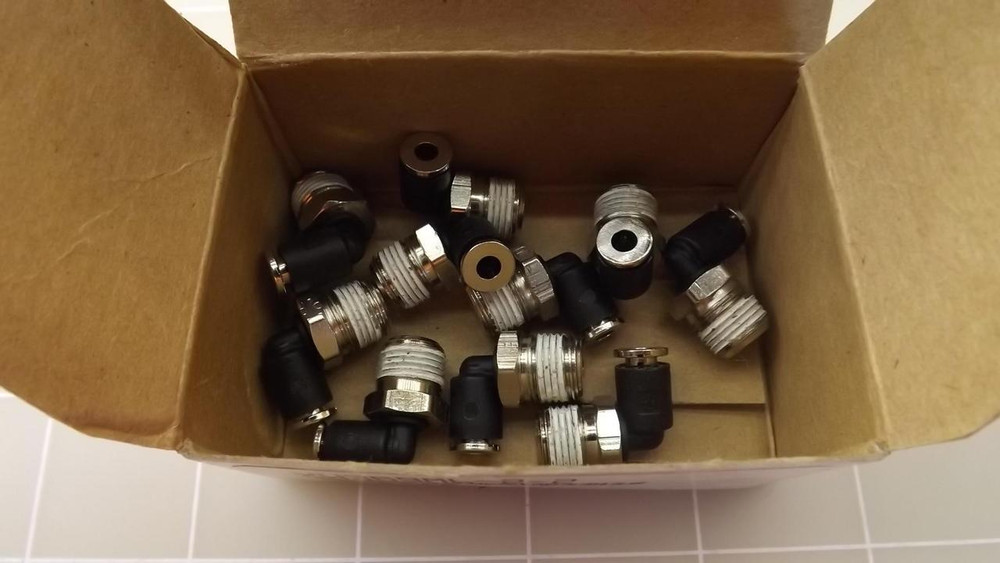 LOT OF 10 PARKER XW369ML-2-2 MALE ELBOW FITTINGS T23552