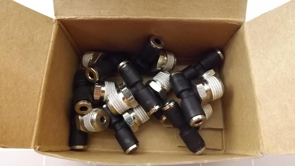 LOT OF 10 PARKER XW372ML-2-2 FITTINGS T23554