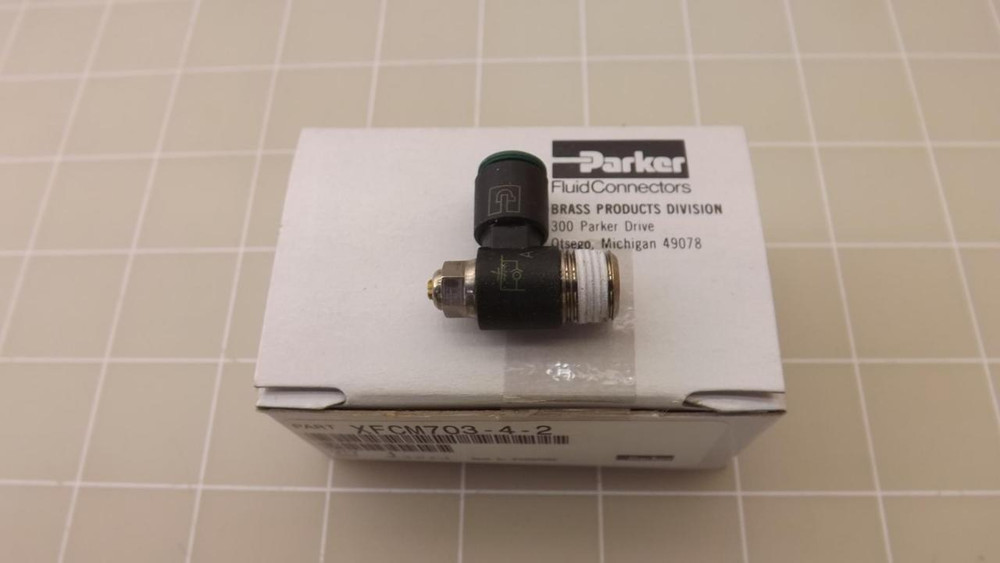 PARKER XFCM703-4-2 MINI RIGHT ANGLE CONNECTOR 1/8 T23563