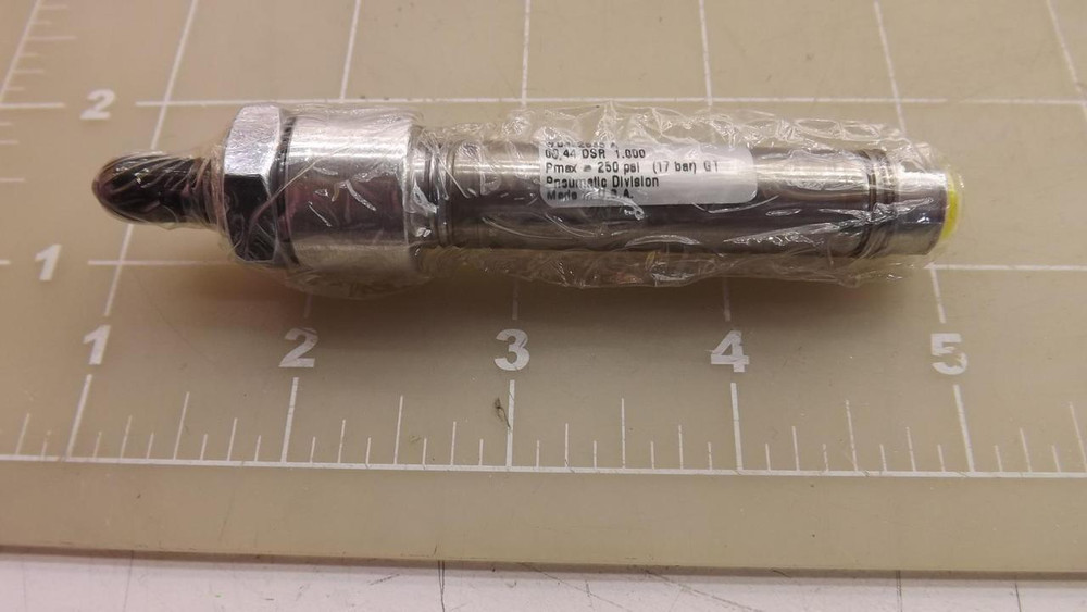 PARKER 00.44 DSR 1.000 PNEUMATIC CYLINDER PMAX=250 PSI T23663