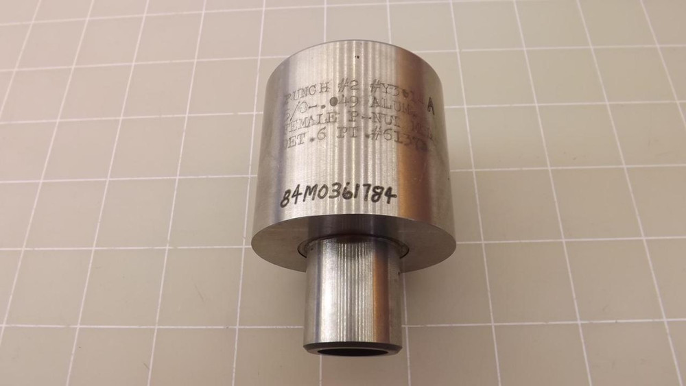 84M0361784 FEMALE P-NUT MEL T24836