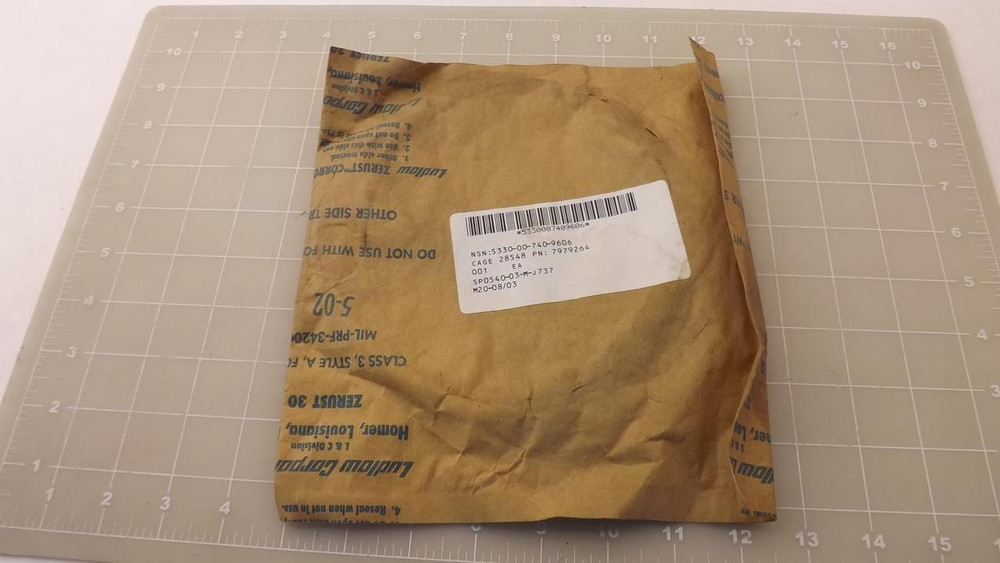 7979264 PACKING RETAINER T26090