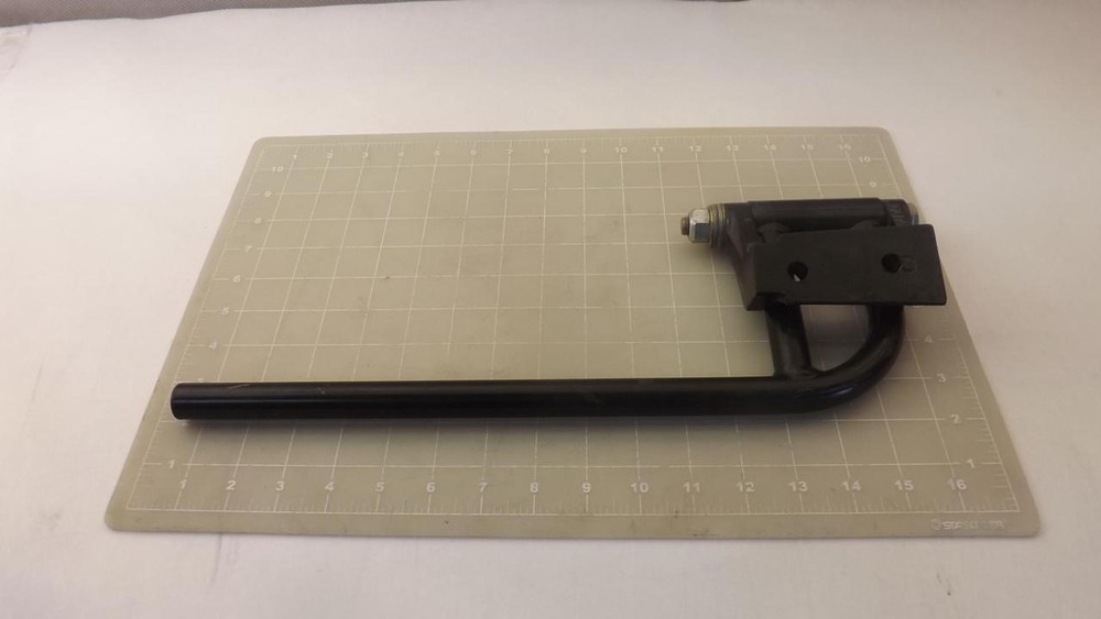 2372099 REAR MIRROR SUPPORT T26402