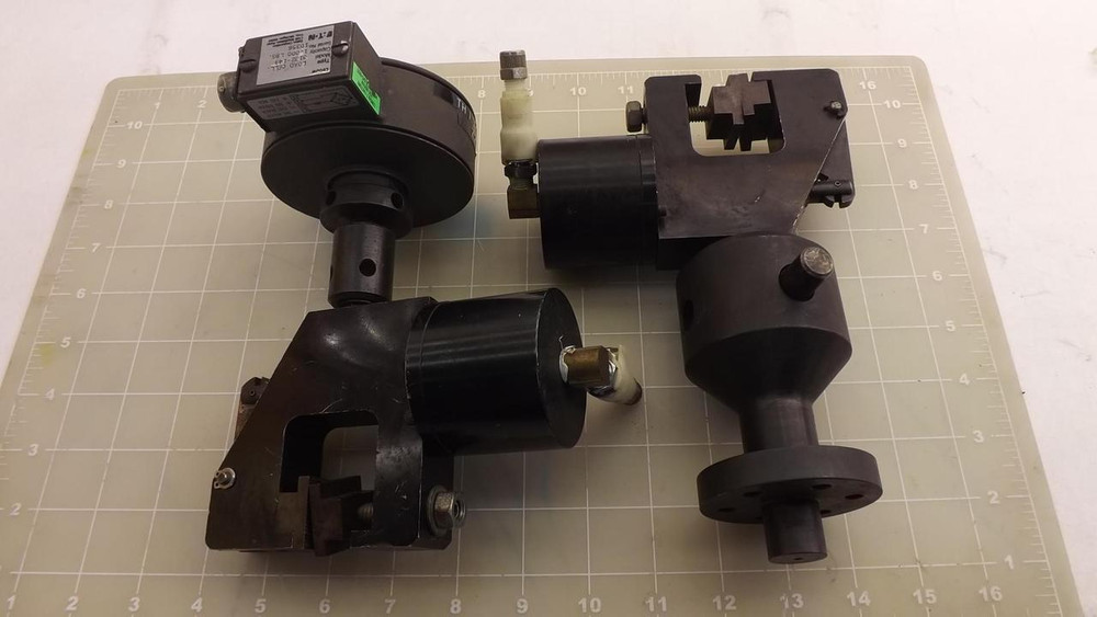 LOT OF 2 EATON 3132-149 LOAD CELLS T27631