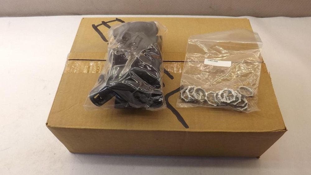 LOT OF 100 ADAPTAFLEX AL21-050-C90BLYI 025-31316-000 ELBOW FITTINGS T29045