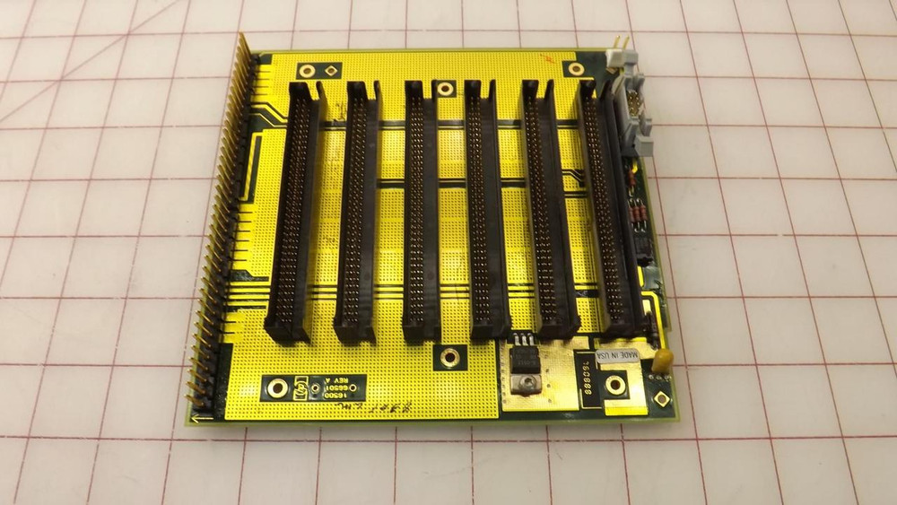 HP HEWLETT PACKARD 16500 66501 LOGIC ANALIZER CONNECTOR BOARD T30792