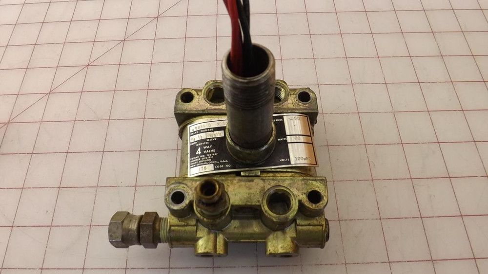 SKINNER ELECTRIC 935 D X15C 4 WAY VALVE T31495