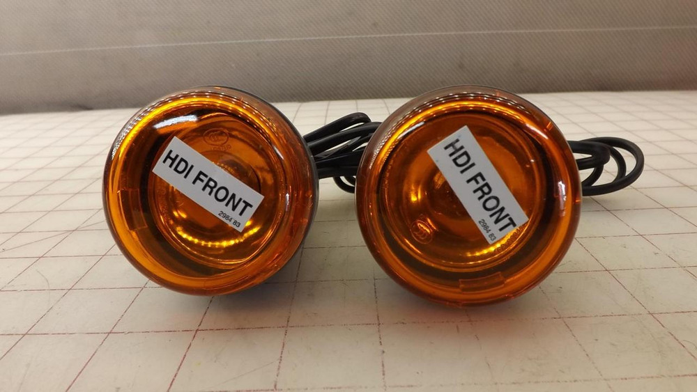PAIR OF HARLEY DAVIDSON GREY BULLET TURN SIGNALS P21W HDI T31936