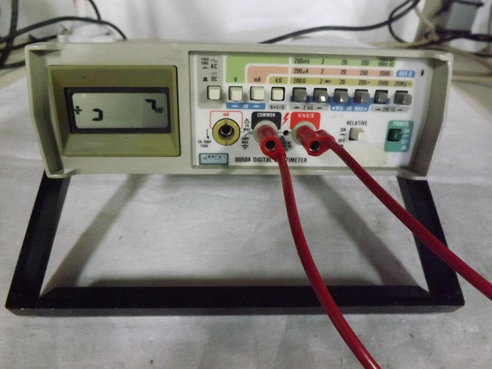 FLUKE 8050A DIGITAL MULTIMETER T35019