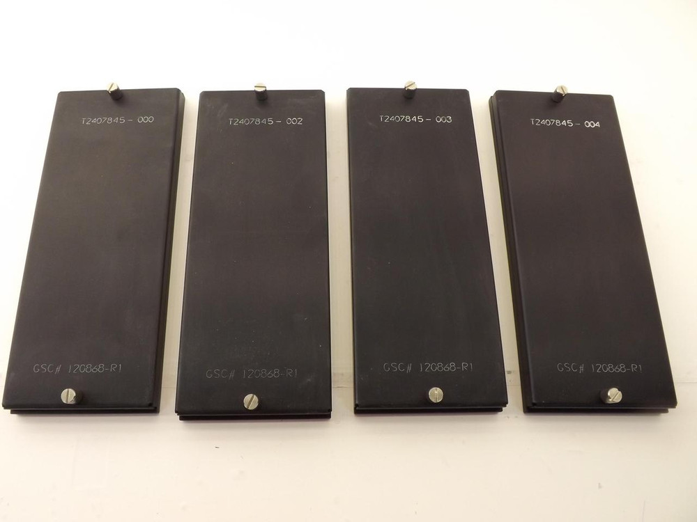 LOT OF 4  GSC-120868-R1 T2407845 CHIP IC ADUJUSTABLE MATRIX TRAY T37010