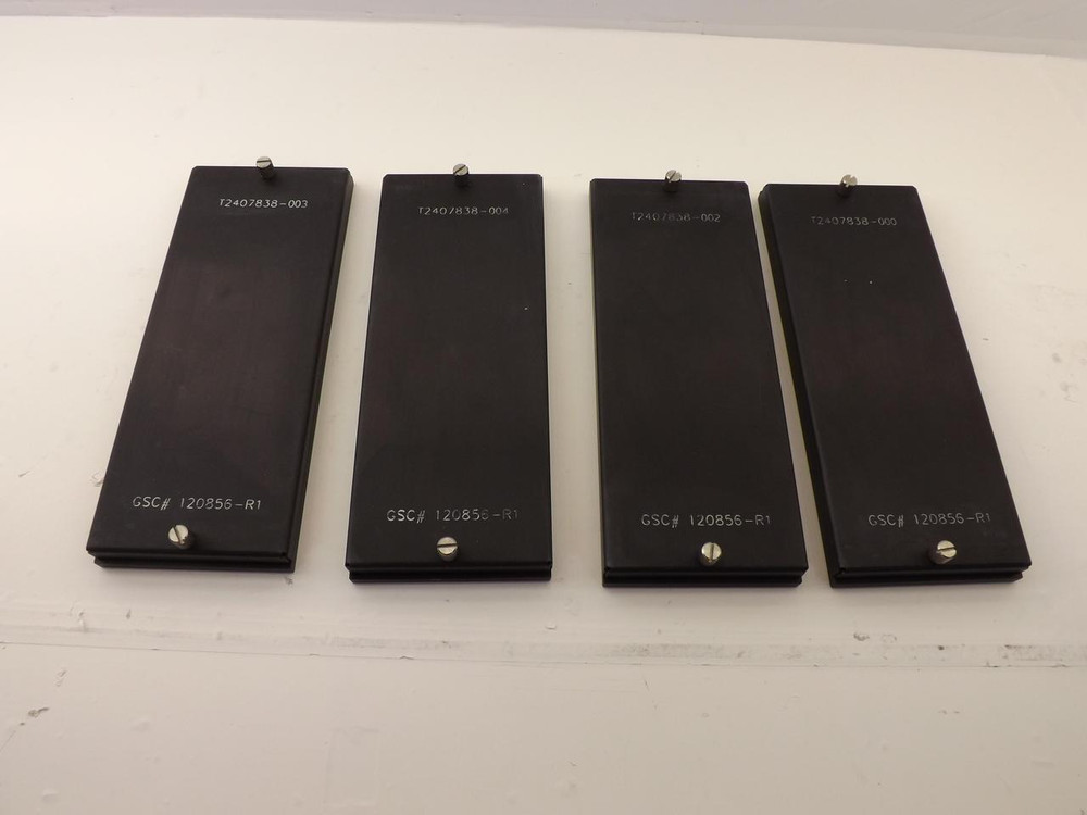 LOT OF 4  GSC-120856-R1 T2407838 CHIP IC ADUJUSTABLE MATRIX TRAY T37018
