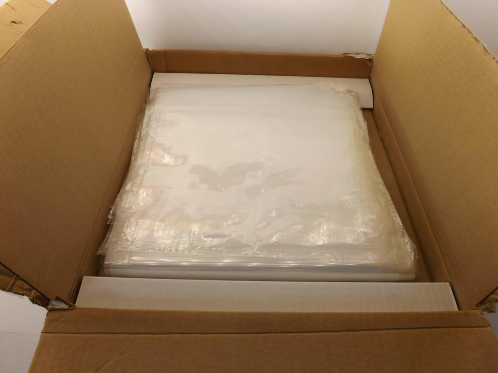 LOT OF 400 PROTEX-RAY XCC810 CLEAR FILM X-RAY CASSETTE COVERS T39578