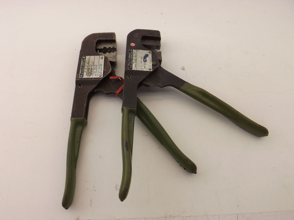 LOT OF 2 T&B WT-230 CRIMPING TOOLS T40407