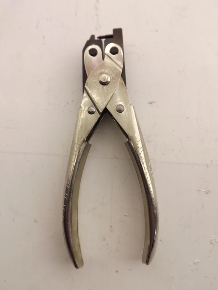 AMP 91117-2-00030003 CLINCHING RIVET TOOL T40490