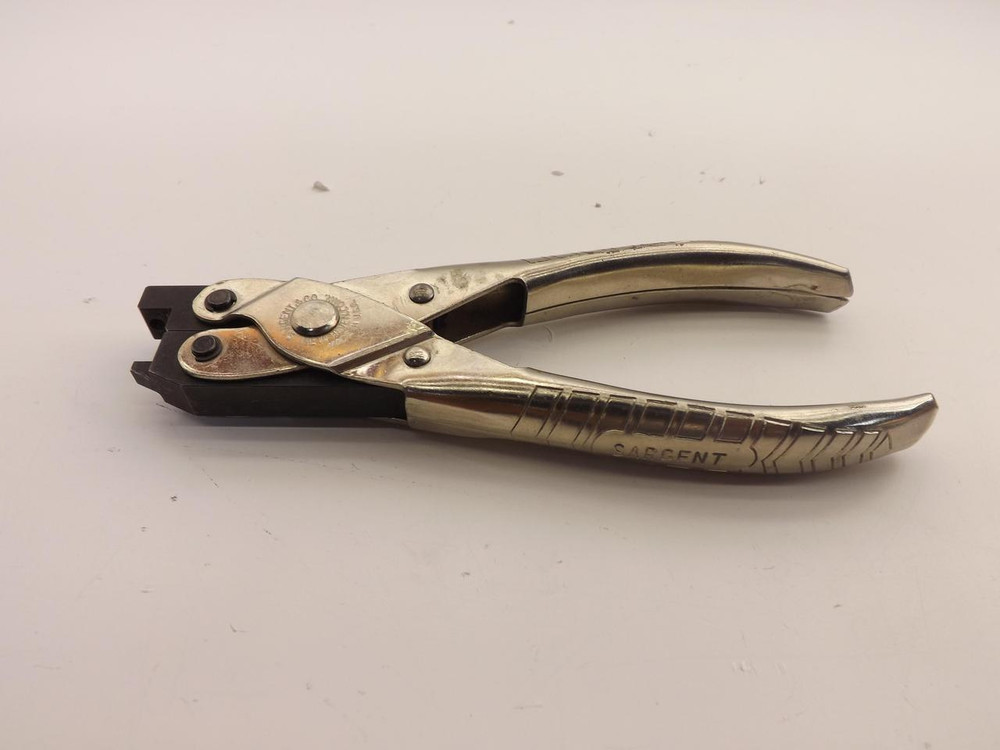 AMP 91117-2 CLINCHING RIVET TOOL CRIMPING CRIMPERS T41840