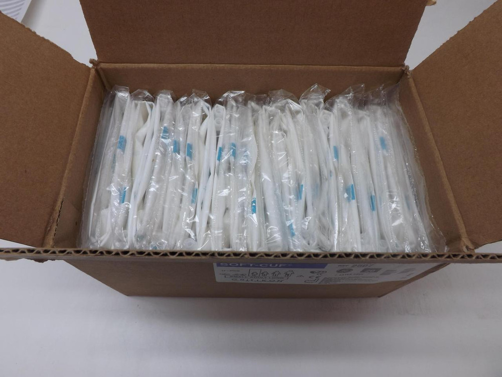 CASE OF 20 2507 SMALL ADULT LONG BLOOD PRESSURE CUFFS 17-25 CM T41959