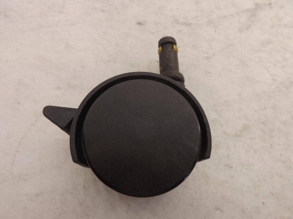 LOT OF 28 DUAL WHEEL UNHOODED W/ BRAKE T43444