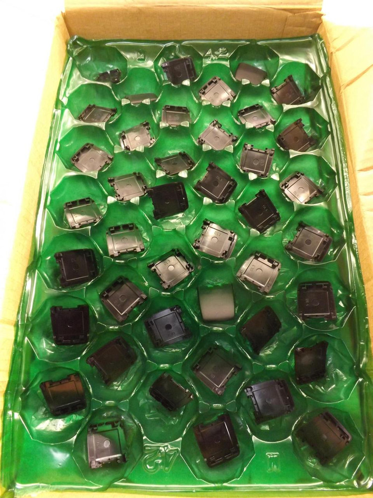 LOT OF 333 1301-060 0993-L KPCH10043 COVERS T43615