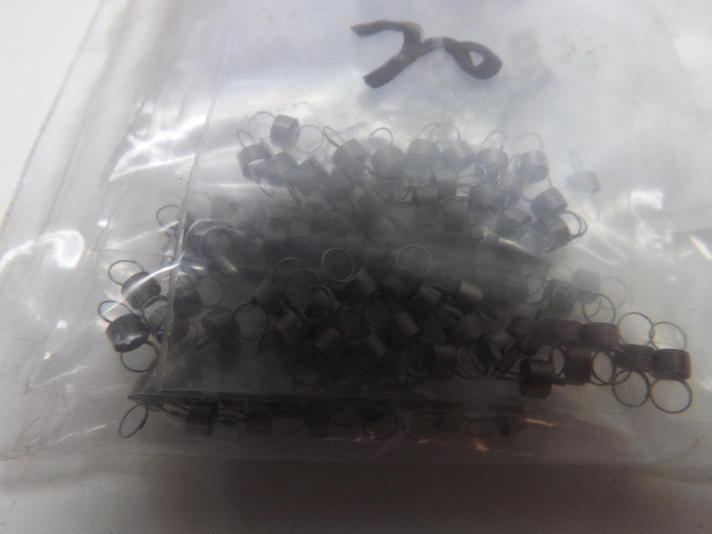 LOT OF 260 700.0332 PINCH SPRING MECHPP T45134
