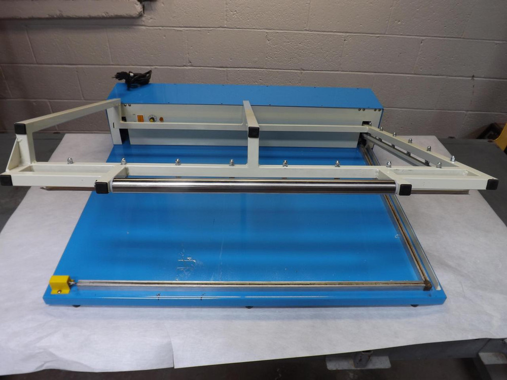 AIE-2432 L PLASTIC SEALER MACHINE T45215