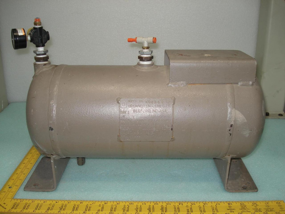 BRUNNER ENGINEERING 40434B HORIZONTAL AIR TANK T7578