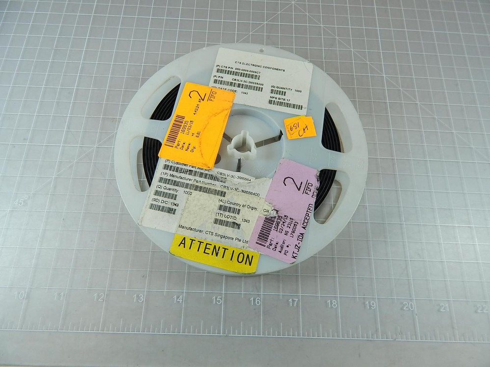 Lot of 681 CTS Electronic Components 960-0009-0009CT, CB3LV-3C-3M686400, CTS17CB3 Clock Oscillator T95056 For Sale