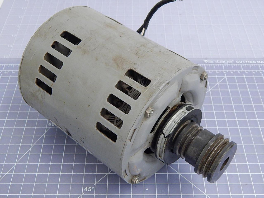 Matsubishi SP-KS Single Phase Induction Motor 0.2 kW 100 V 1430/1720 RPM 4 Pole 5.5/4.8 A A71 FR T100278 For Sale