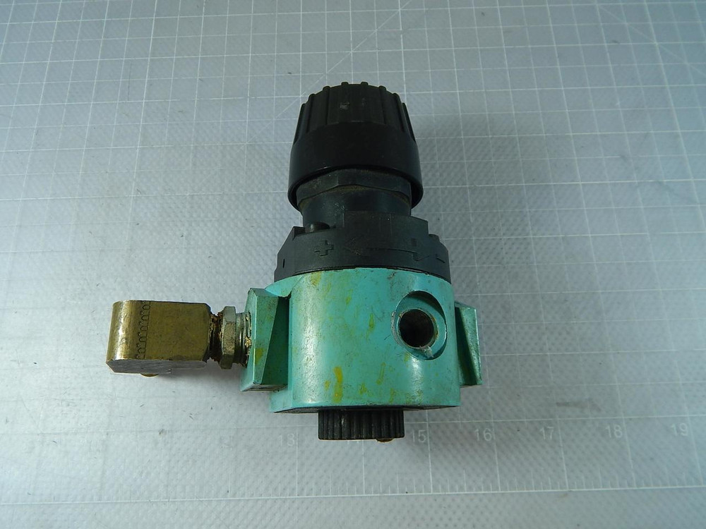 Wilkerson R16-03-000A Pneumatic Regulator T100451 For Sale