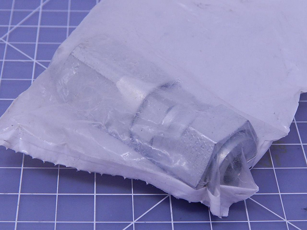 Gates G34230-1010, 10C5-10RFFORX Hydraulic Hose Fitting T105614 For Sale